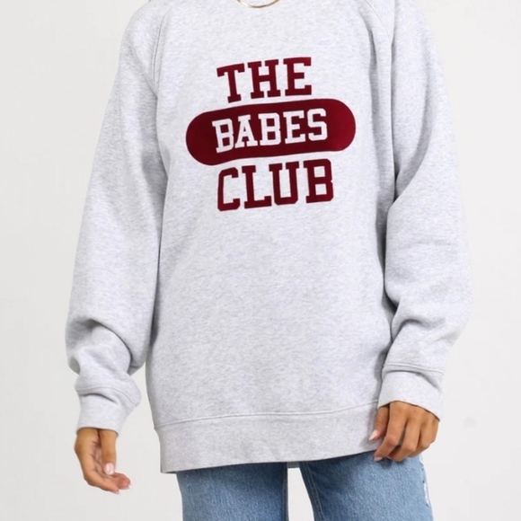 Brunette The Label Oversized Gray Burgundy "The Babes Club" Sweatshirt Size M/L - Picture 14 of 15